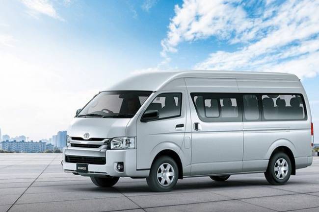 Sewa Hiace Bandung untuk Acara Pernikahan dan Event Khusus