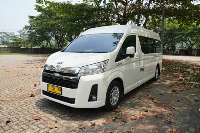 Eksplorasi Kawah Putih Ciwidey dengan Nyaman Pakai Hiace