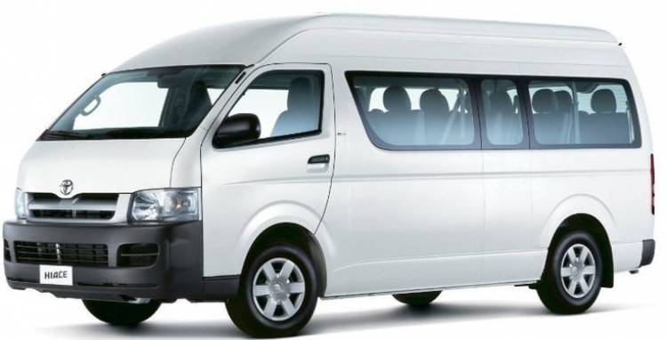Sewa Hiace Bandung: Antar Jemput Bandara dengan Layanan