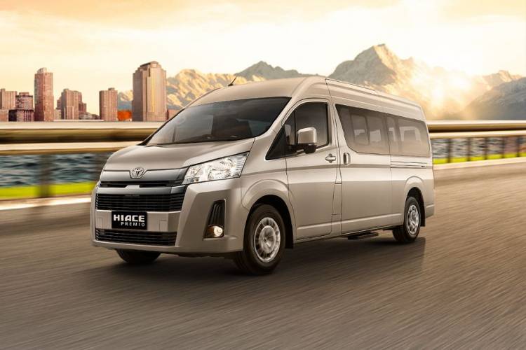 Kenapa Sewa Hiace Bandung Cocok untuk Wisata ke Farm House?