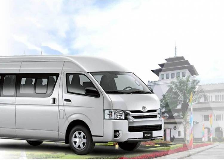 Sewa Hiace Bandung untuk Rombongan: Kenapa Ini Lebih Murah Dibandingkan Mobil Lain?